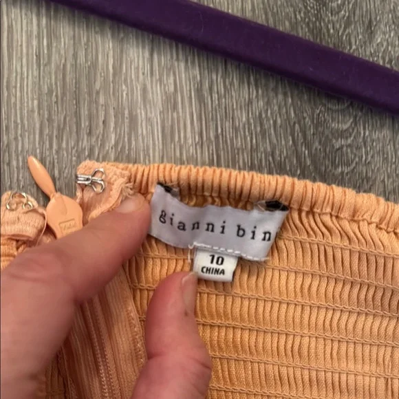 Elegant Off-Shoulder Orange Dress- Gianni Bini X Venita Aspen - Picture 3 of 5